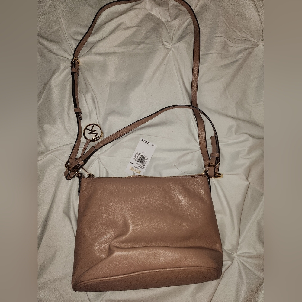 NWT Michael Kors Crossbody - Picture 4 of 4